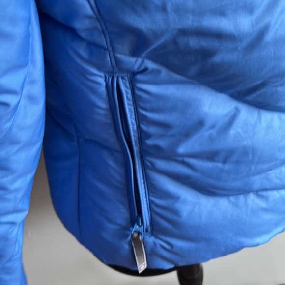 3/$15 Women’s medium Columbia jacket - Picture 7 of 15